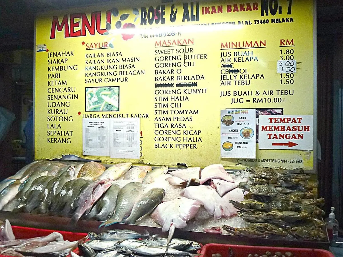 Pax6+2 Melaka Famous Homestay Klebang Homefeel Malacca